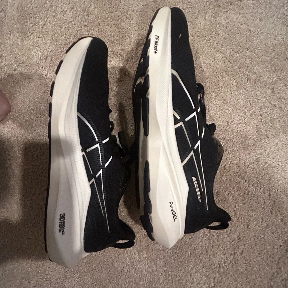 ASICS Men's Black and White Athletic Tennis Shoes Sz. 10 NWT